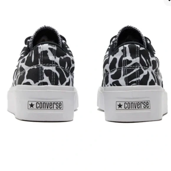 Black White  Low Top Converse - Picture 10 of 15
